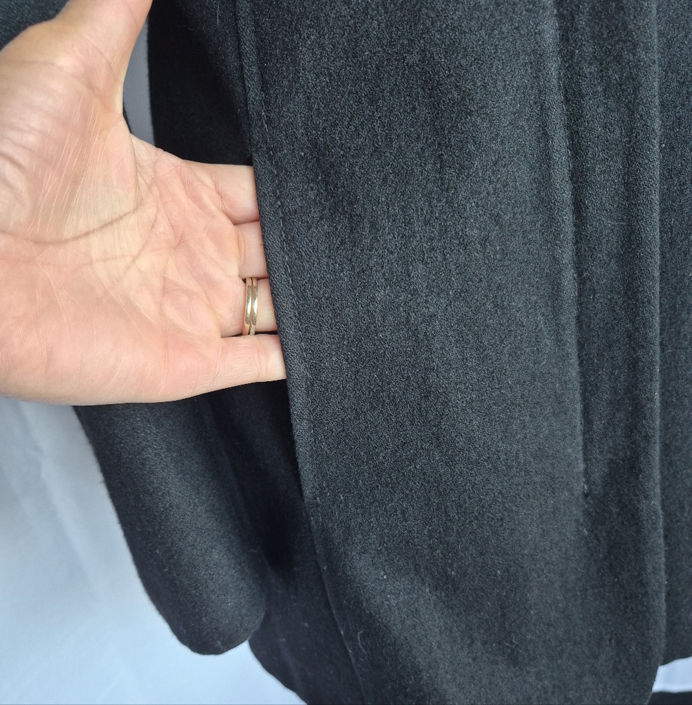 Vintage Guess Black Wool Pea Coat Womens Small Classic Minimalist Clean Girl - Picture 11 of 16
